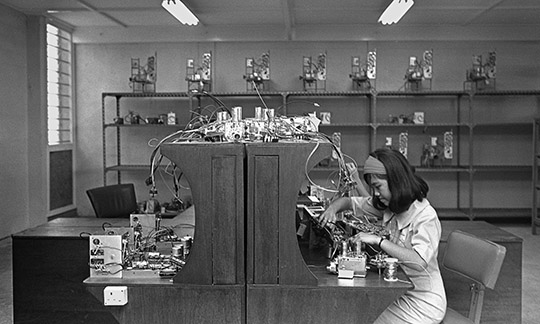 Proudlymadeinsingapore Setronfactory Worker 540x324 1x